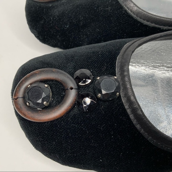 Max Mara black embellished flats. - Picture 6 of 11